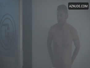 ALEJANDRO BELMONTE NUDE/SEXY SCENE IN 4 MOONS