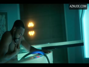 ANTHONY MACKIE NUDE/SEXY SCENE IN ALTERED CARBON