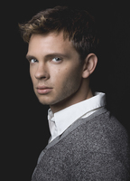 DEVON GRAYE