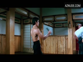 BRUCE LEE NUDE/SEXY SCENE IN FIST OF FURY