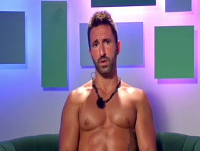 FABIO DE PASQUALE in DATING NAKED GERMANY(2023)