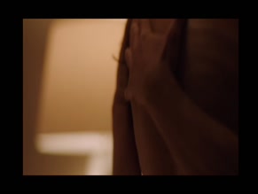 PETER GADIOT NUDE/SEXY SCENE IN QUEEN OF THE SOUTH