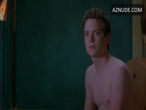 ELIJAH WOOD NUDE/SEXY SCENE IN ALL I WANT