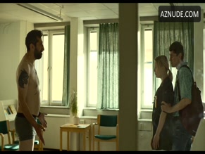FARES FARES NUDE/SEXY SCENE IN A DAY AND A HALF