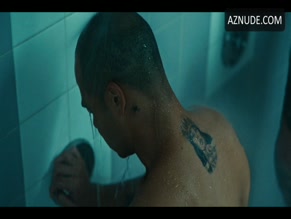 JOSE PABLO CANTILLO NUDE/SEXY SCENE IN MAYOR OF KINGSTOWN