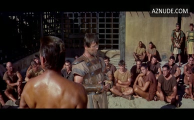 KIRK DOUGLAS in Spartacus