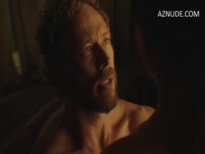 KRIS HOLDEN-RIED in LOST GIRL(2010)