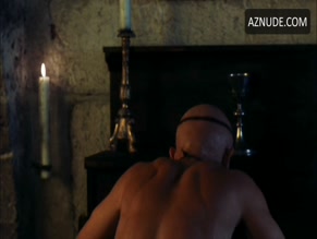 LANCE HENRIKSEN NUDE/SEXY SCENE IN THE PIT AND THE PENDULUM
