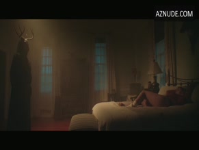 NOLAN GERARD FUNK NUDE/SEXY SCENE IN THE LONG NIGHT