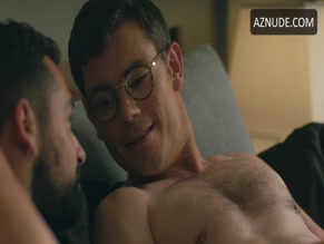 RYAN O'CONNELL NUDE/SEXY SCENE IN QUEER AS FOLK