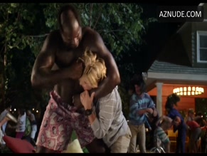 SHAQUILLE O'NEAL in GROWN UPS 2(2013)