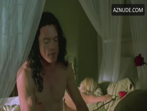 TOMMY WISEAU in THE ROOM(2003)