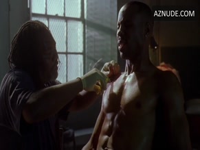 WOOD HARRIS NUDE/SEXY SCENE IN THE WIRE