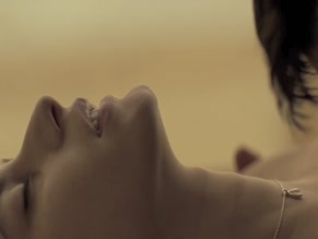 FRANCESCO GHEGHI in MANI NUDE