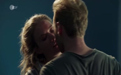 FLORIAN SEBASTIAN FITZ NUDE/SEXY SCENE IN VIENNA CRIME SQUAD