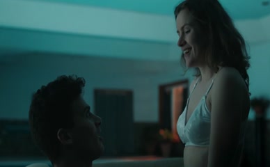 SAM WEXLER NUDE/SEXY SCENE IN STALKERS