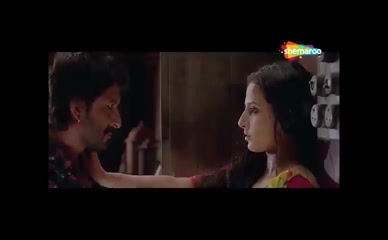 ARSHAD WARSI NUDE/SEXY SCENE IN ISHQIYA