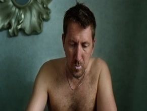 KIRILL KARO NUDE/SEXY SCENE IN MUZHCHINA I ZHENSHCHINA