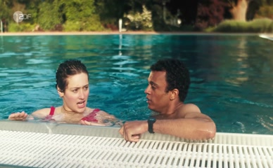 TYRELL OTOO NUDE/SEXY SCENE IN FUR IMMER FREIBAD