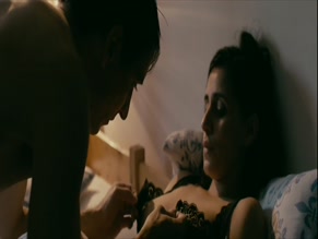 DOMINIQUE JANN in WELCOME TO ICELAND