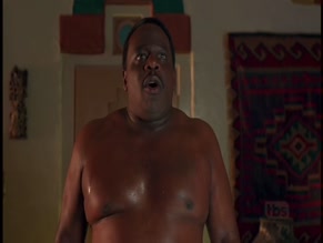 CEDRIC THE ENTERTAINER NUDE/SEXY SCENE IN JOHNSON FAMILY VACATION