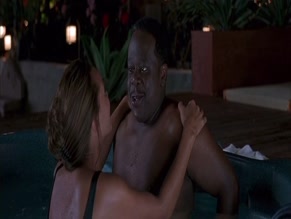 CEDRIC THE ENTERTAINER NUDE/SEXY SCENE IN JOHNSON FAMILY VACATION