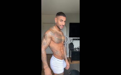 GILLZ ESGAIO NUDE/SEXY SCENE IN GILLZ ESGAIO MR. EXOTIC INSTAGRAM SHORT 21-03-2023 001