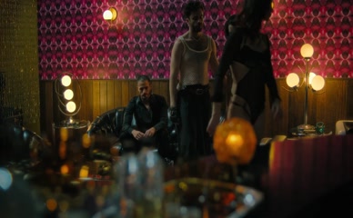 MARTIN BARBA NUDE/SEXY SCENE IN BREAKDOWN