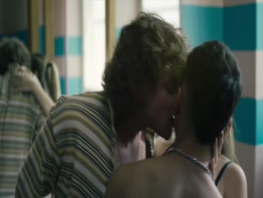 KIKO BENA,MIGUEL FERNANDEZ NUDE/SEXY SCENE IN FISICA O QUIMICA: LA NUEVA GENERACION