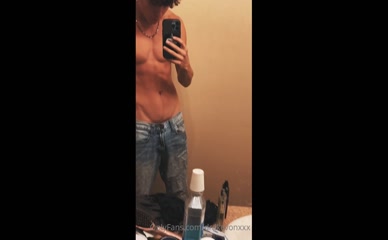 DRAKE VON NUDE/SEXY SCENE IN DRAKE VON SEXY, PORN AND NUDE PHOTOS AND VIDEOS