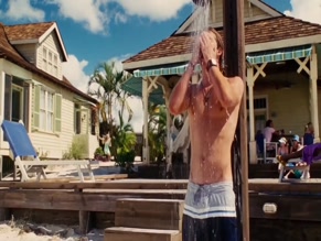 JAKE MCDORMAN in AQUAMARINE