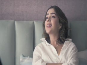 CHAY SUEDE in TRAVESSIA