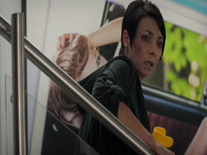 LUCAS GREGOROWICZ NUDE/SEXY SCENE IN VORSTADTWEIBER