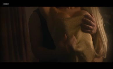 UNKNOWN NUDE/SEXY SCENE IN WHAT IT FEELS LIKE FOR A GIRL