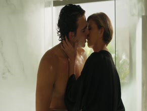 MANOLO ALZAMORA NUDE/SEXY SCENE IN ESCUPIRE SOBRE SUS TUMBAS