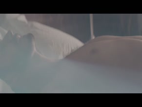 ENZO NOVA in BED BUDDIES(2016)