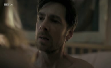 STEFAN POHL NUDE/SEXY SCENE IN TAGE, DIE ES NICHT GAB