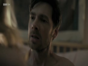 STEFAN POHL NUDE/SEXY SCENE IN TAGE, DIE ES NICHT GAB