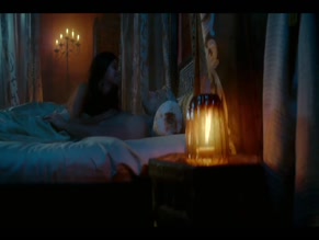 HENRY CAVILL NUDE/SEXY SCENE IN THE WITCHER