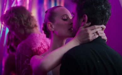 DMITRIY ENDALTSEV NUDE/SEXY SCENE IN RAZOCHAROVANNYE