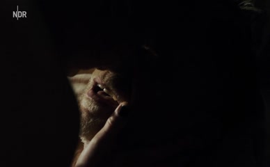 ANDREAS GUENTHER NUDE/SEXY SCENE IN POLIZEIRUF 110