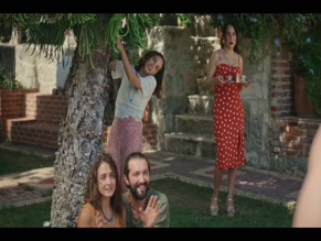 KEREM BURSIN in PLATONIK: MAVI DOLUNAY OTEL