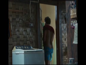 VARUN DHAWAN in VARUN DHAWAN BUTT 2021