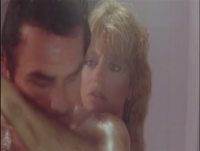 BURT REYNOLDS NUDE/SEXY SCENE IN BEST FRIENDS