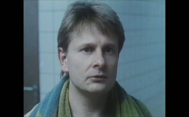 TOM NEUBAUER,PETER DRESCHER NUDE/SEXY SCENE IN EINE ROLLE DUSCHEN