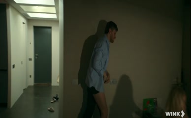 DANIEL BARNES NUDE/SEXY SCENE IN MOSKVA SLEZAM NE VERIT. VSYO TOLKO NACHINAETSYA