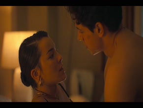 MANEL DUARTE NUDE/SEXY SCENE IN OASIS