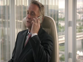 LUCAS GREGOROWICZ in VORSTADTWEIBER (2015)