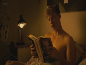 ADAM MISIK NUDE/SEXY SCENE IN HOLKA OD VEDLE