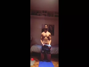 BAUTISTA CINQUE in BAUTISTA CINQUE SEXY PHOTOS AND VIDEOS SHOWING OFF HIS MUSCULAR BODY (2025)